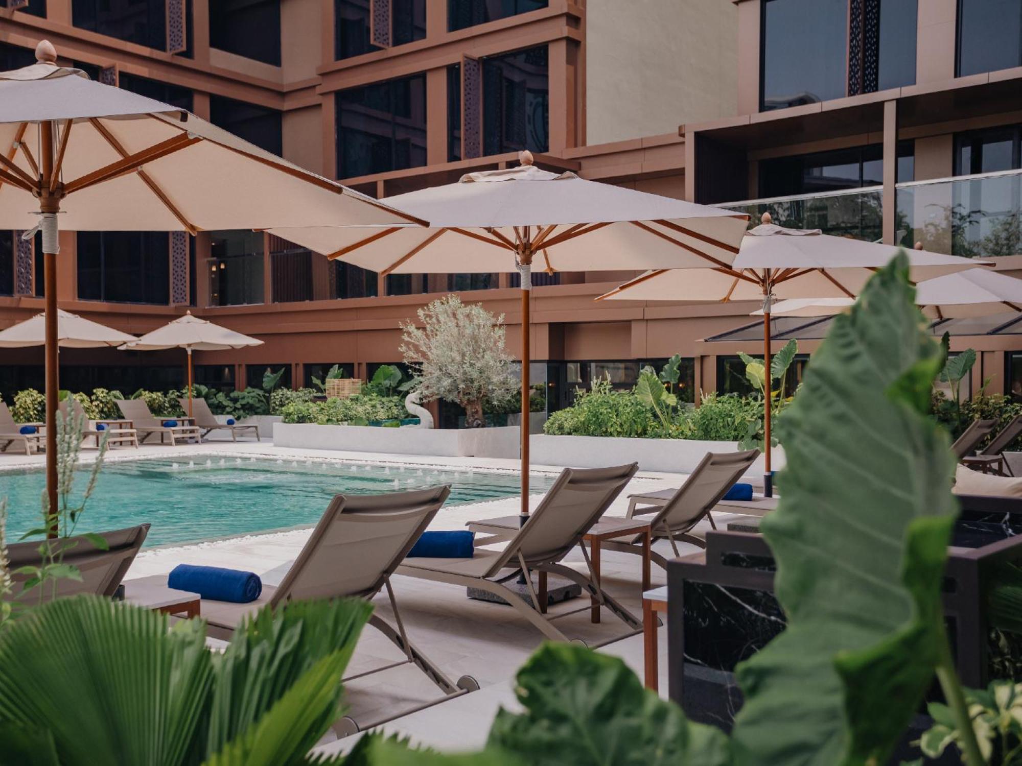 Nysa Hotel Bangkok Sukhumvit 11 外观 照片 The pool at the hotel