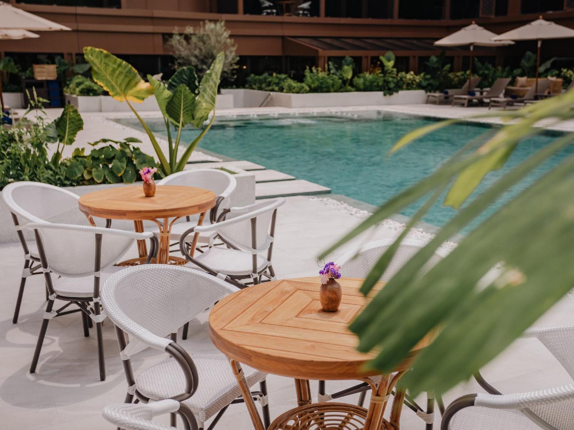Nysa Hotel Bangkok Sukhumvit 11 外观 照片 The pool at the hotel